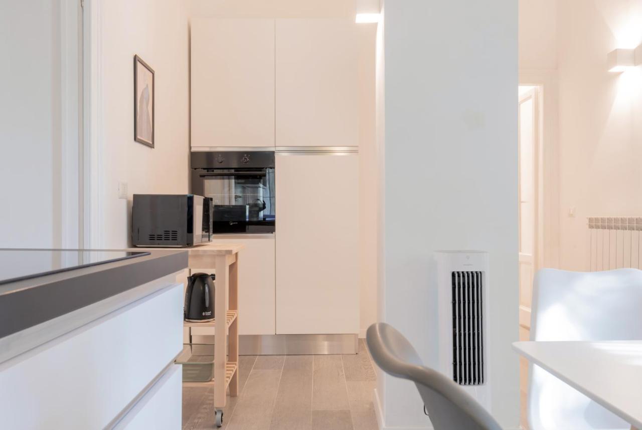 Duomo-navigli Charming And Modern With Fast Wifi Appartement *